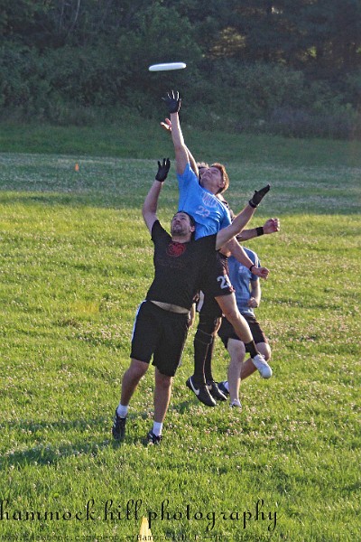 IMG_0189 - Crowded Catch at the Cone.jpg